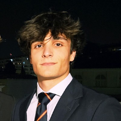 Retrato de Alejandro García